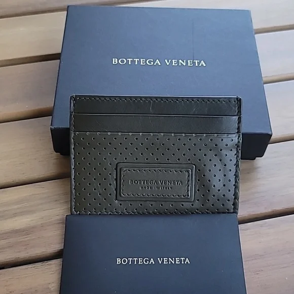 EUC Bottega Veneta Card Holder - Picture 3 of 7